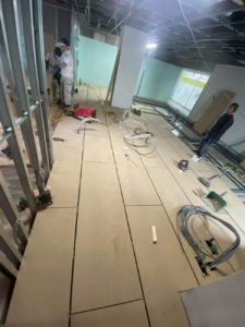 千葉市花見区にて、歯科医院新築工事に伴う置床工事を行いました。(乾式二重床)【秀和建工】