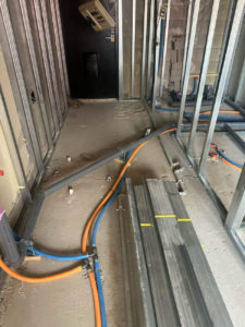 東京都墨田区のマンションにて、置床工事を行いました。（乾式二重床）【秀和建工】