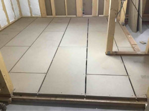 川崎市麻生区の店舗にて、置床工事を行いました。（乾式二重床）【秀和建工】