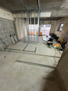 東京都板橋区のマンションにて、置床工事を行いました。（乾式二重床）【秀和建工】