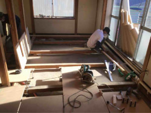 埼玉県戸田市の店舗 にて、置床工事を行いました。（パーチ）【秀和建工】