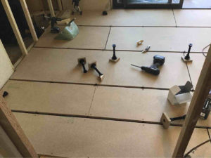 東京都墨田区のマンションにて、置床工事を行いました。（乾式二重床）【秀和建工】