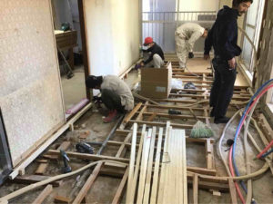 東京都渋谷区のマンションにて、1day置床工事を行いました。(乾式二重床)【秀和建工】