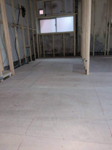 東京都港区のマンションにて、置床工事を行いました。（乾式二重床）【秀和建工】