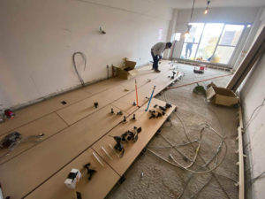 東京都世田谷区のマンションにて、置床工事を行いました。（フリーフロアCP）【秀和建工】