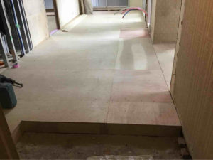 東京都渋谷区のマンションにて、1day置床工事を行いました。（乾式二重床）【秀和建工】
