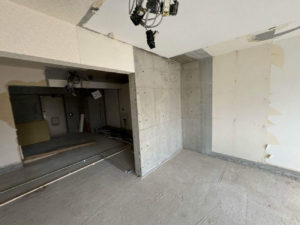 埼玉県蕨市のマンションにて、1day置床工事を行いました。（乾式二重床）【秀和建工】