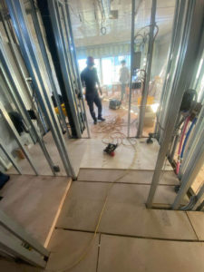 横浜市戸塚区のマンションにて、1day置床工事を行いました。（乾式二重床）【秀和建工】