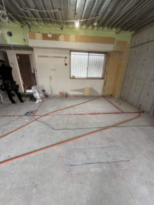 東京都渋谷区のマンションにて、1day置床工事を行いました。（フリーフロアCP）【秀和建工】