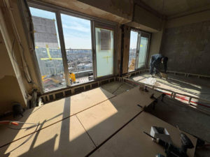 東京都世田谷区のマンションにて、1day置床工事を行いました。（フリーフロアCP）【秀和建工】