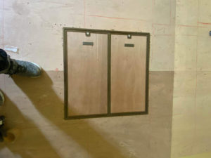 千葉市中央区のサウナ施設にて、新設工事に伴う１day置床工事を行いました。（乾式二重床）【秀和建工】