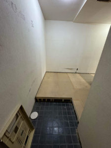 横浜市旭区のマンションにて、1day置床工事を行いました。(万協、フクビ)【秀和建工】