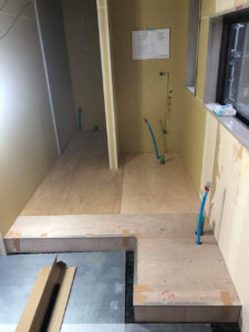 埼玉県比企郡川島町のオフィスにて、置床工事を行いました。（フリーフロアCP）【秀和建工】