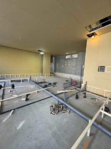 東京都西東京市のクリニックにて、新装工事に伴う置床工事を行いました。（乾式二重床）【秀和建工】