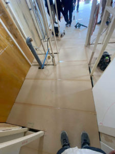 東京都北区のマンションにて、1day置床工事を行いました。（乾式二重床）【秀和建工】