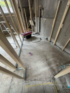 東京都渋谷区の戸建住宅にて、置床工事を行いました。（乾式二重床）【秀和建工】