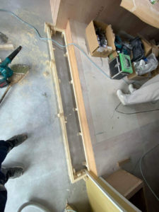 横浜市戸塚区の店舗にて、置床工事を行いました。（乾式二重床）【秀和建工】