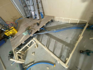 神奈川県藤沢市のクリニックにて、新装工事に伴う置床工事を行いました。（乾式二重床）【秀和建工】