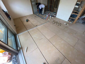 神奈川県大和市のマンションにて、1day置床工事を行いました。(乾式二重床)【秀和建工】