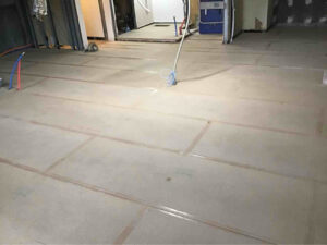 相模原市中央区のマンションにて、置床工事を行いました。（乾式二重床）【秀和建工】