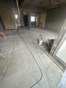 相模原市中央区のマンションにて、置床工事を行いました。（乾式二重床）【秀和建工】