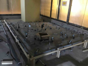 東京都中央区の店舗にて、置床工事を行いました。（センクシア、乾式二重床）【秀和建工】