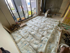 東京都品川区のマンションにて、置床工事を行いました。（乾式二重床）【秀和建工】