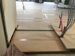 相模原市中央区のマンションにて、置床工事を行いました。（乾式二重床）【秀和建工】