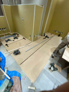 東京都武蔵野市にて、テナントの夜間置床工事を行いました。（乾式二重床）【秀和建工】