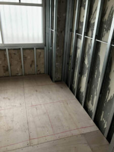 東京都杉並区のマンションにて、置床工事を行いました。（乾式二重床）【秀和建工】