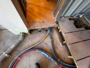 東京都中央区のマンションにて、置床工事を行いました。(乾式二重床)【秀和建工】