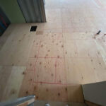 東京都中央区のマンションにて、置床工事を行いました。（乾式二重床）【秀和建工】