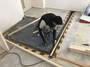 神奈川県小田原市の大学にて、置床工事を行いました。（乾式二重床）【秀和建工】