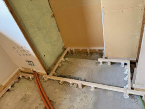 東京都世田谷区のマンションにて、置床工事を行いました。（乾式二重床）【秀和建工】