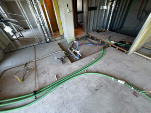 東京都中央区のマンションにて、置床工事を行いました。（乾式二重床）【秀和建工】