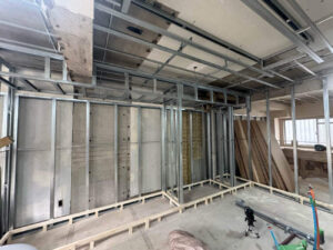 東京都杉並区のマンションにて、1day置床工事を行いました。（乾式二重床）【秀和建工】