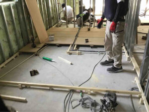 東京都千代田区のマンションにて、置床工事を行いました。（乾式二重床）【秀和建工】