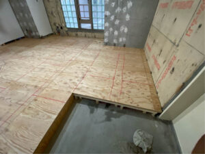 東京都千代田区にて、マンションの置床工事を行いました。（乾式二重床）【秀和建工】