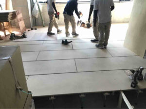 東京都港区のマンションにて、1day置床工事を行いました。(乾式二重床)【秀和建工】