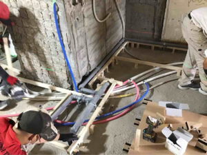 東京都渋谷区のマンションにて、1day置床工事を行いました。（万協YPE支持脚）【秀和建工】