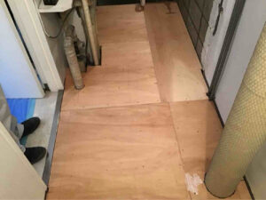 東京都港区のマンションにて、1day置床工事を行いました。(乾式二重床)【秀和建工】