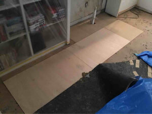 東京都港区のマンションにて、1day置床工事を行いました。（乾式二重床）【秀和建工】