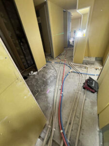 東京都渋谷区のマンションにて、置床工事を行いました。（乾式二重床）【秀和建工】