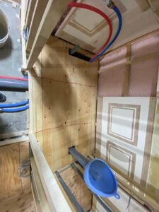 東京都目黒区のマンションにて、置床工事を行いました。（乾式二重床）【秀和建工】