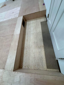 横浜市戸塚区の福祉施設にて、1day置床工事を行いました。（乾式二重床）【秀和建工】