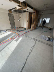 相模原市緑区のマンションにて、1day置床工事を行いました。（乾式二重床）【秀和建工】