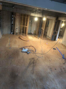 東京都目黒区のマンションにて、置床工事を行いました。（乾式二重床）【秀和建工】