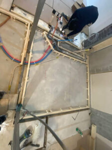 東京都中央区のマンションにて、置床工事を行いました。（乾式二重床）【秀和建工】