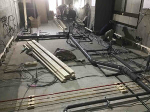 神奈川県藤沢市のクリニックにて、１day置床工事を行いました。（乾式二重床）【秀和建工】