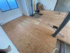 東京都港区のマンションにて、1day置床工事を行いました。（乾式二重床）【秀和建工】